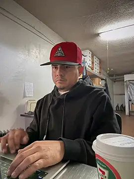 PeterGrandee online show from December 2024 04:39:01 PM