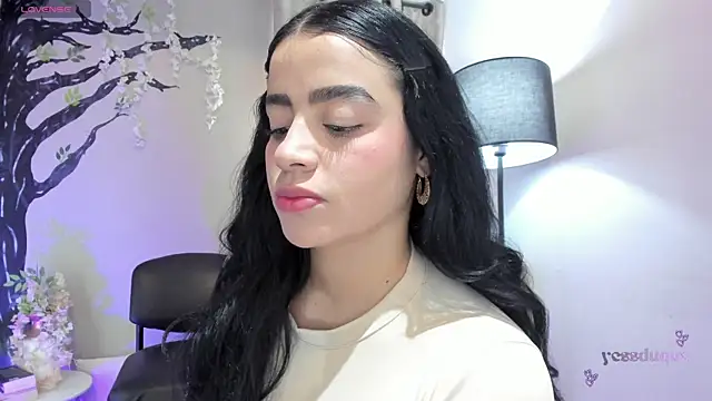 Paula Desousa online show from June 2026 05:13:02 PM