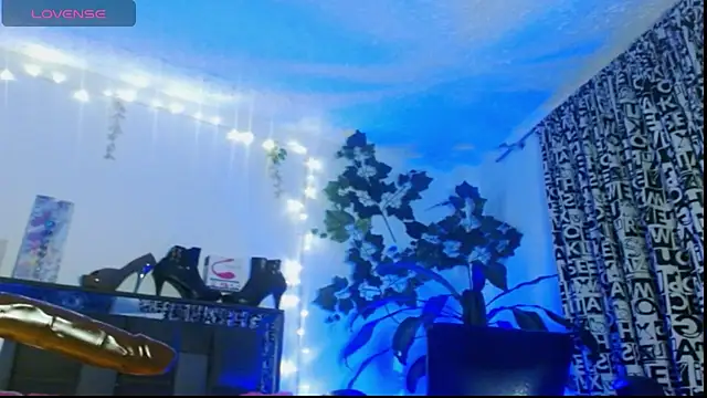 DULCE ZOE online show from January 2025 02:27:02 AM