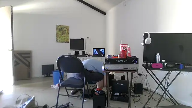 Peachestabby147 online show from March 2026 09:28:01 PM