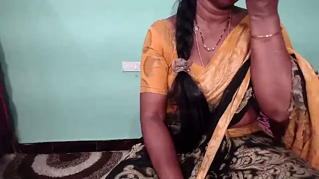 shrutitelugu69 online show from November 2025 01:33:02 PM