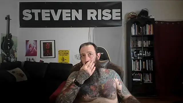 Snapshot of StevenRiseNYC chatting on June 2026 12:26:02 PM StevenRiseNYC online show from June 2026 12:26:02 PM