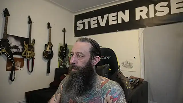 Snapshot of StevenRiseNYC chatting on July 2026 11:57:02 AM StevenRiseNYC online show from July 2026 11:57:02 AM