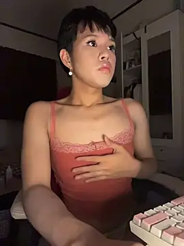 Plaxtique online show from January 2026 09:28:01 PM