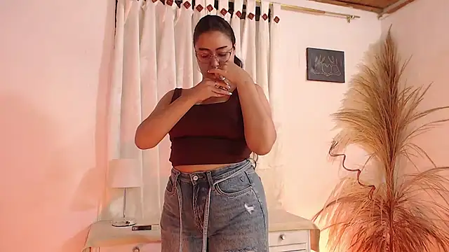  Kim  M online show from April 2026 03:26:01 PM