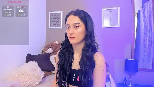 AlissonnFoxx online show from January 2026 08:43:01 PM