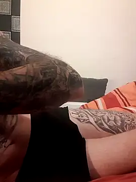 PIercingBoy38 online show from January 2025 05:18:02 AM