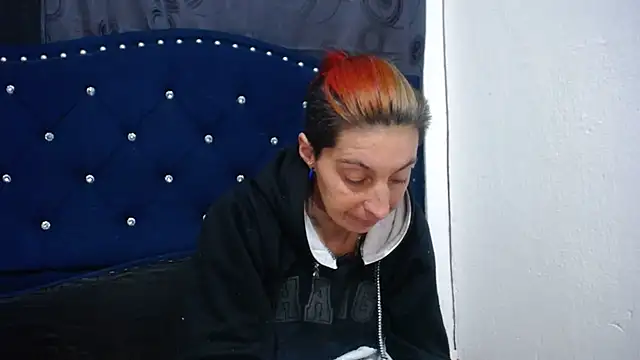 Snapshot of anyu1306 chatting on December 2024 09:17:02 AM anyu1306 online show from December 2024 09:17:02 AM