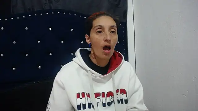 Snapshot of anyu1306 chatting on December 2024 05:48:02 AM anyu1306 online show from December 2024 05:48:02 AM