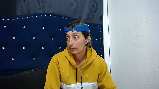 Snapshot of anyu1306 chatting on February 2025 03:08:02 AM anyu1306 online show from February 2025 03:08:02 AM