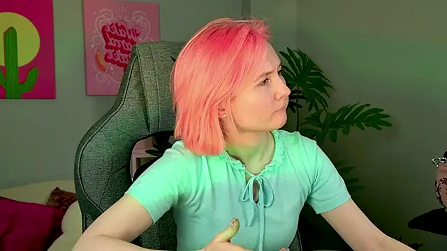 ReiYosimoto online show from September 2025 11:48:01 AM