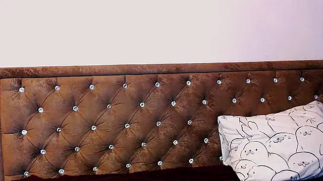 Sara4uu online show from November 2025 11:54:01 PM