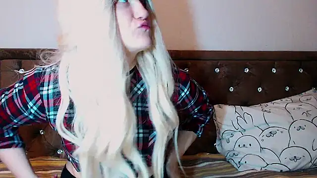 Sara4uu online show from November 2025 12:36:01 AM