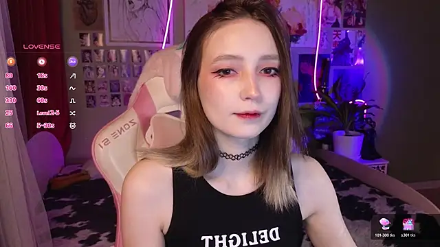 Evie Ro online show from April 2026 11:36:02 PM