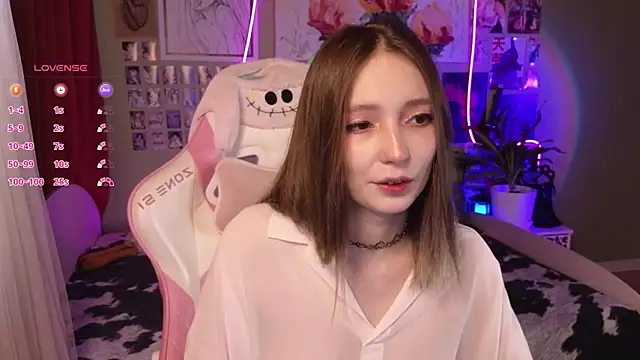 Evie Ro online show from May 2026 01:43:01 AM