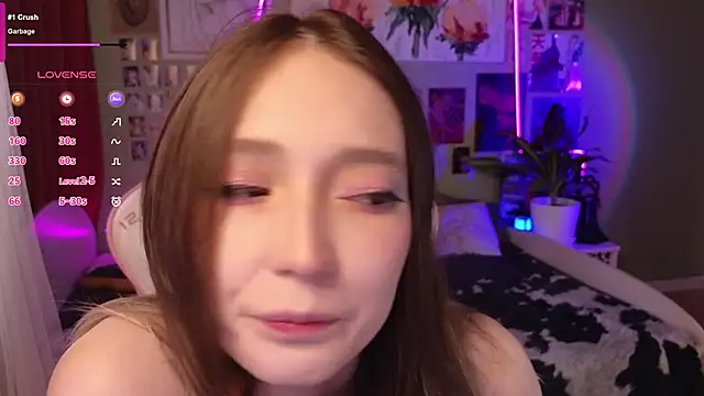 Evie Ro online show from May 2026 04:29:01 AM