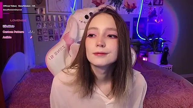 Evie Ro online show from May 2026 09:42:02 PM