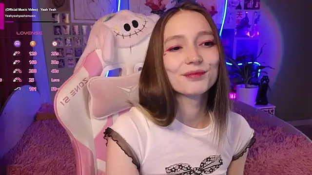 Evie Ro online show from May 2026 02:56:01 PM