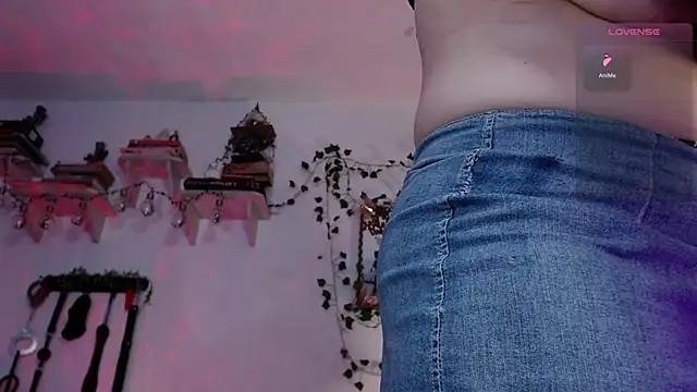 Eve Blue77 online show from April 2026 03:02:01 AM