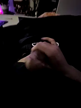 skaylove online show from December 2024 04:46:01 AM