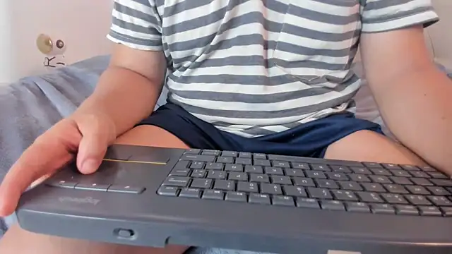 oliver price1 online show from April 2026 01:55:02 PM