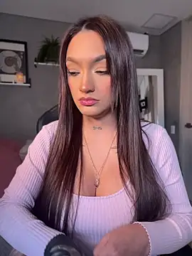 Snapshot of DaniDusan_ chatting on May 2026 09:34:02 PM DaniDusan online show from May 2026 09:34:02 PM