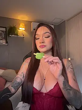 Snapshot of DaniDusan_ chatting on June 2026 08:47:01 PM DaniDusan online show from June 2026 08:47:01 PM