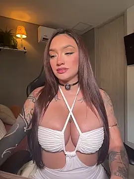 Snapshot of DaniDusan_ chatting on July 2026 07:16:01 PM DaniDusan online show from July 2026 07:16:01 PM