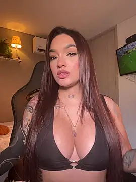 Snapshot of DaniDusan_ chatting on July 2026 07:17:02 PM DaniDusan online show from July 2026 07:17:02 PM