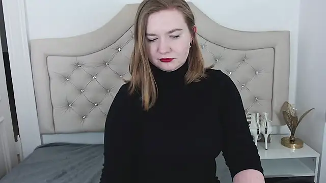 Snapshot of LaraDream chatting on January 2025 11:51:01 PM LaraDream online show from January 2025 11:51:01 PM