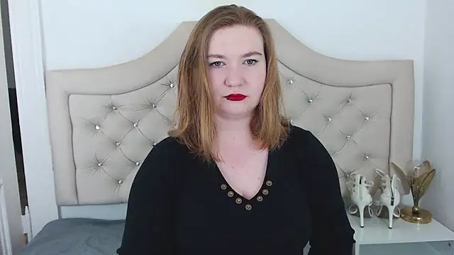 Snapshot of LaraDream chatting on January 2025 08:02:01 PM LaraDream online show from January 2025 08:02:01 PM