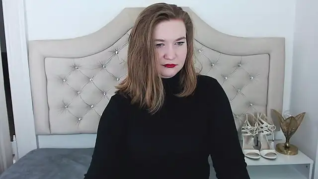 Snapshot of LaraDream chatting on January 2025 10:06:01 PM LaraDream online show from January 2025 10:06:01 PM