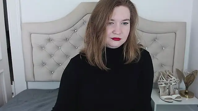 Snapshot of LaraDream chatting on January 2025 10:45:01 PM LaraDream online show from January 2025 10:45:01 PM