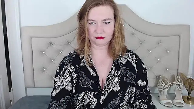 Snapshot of LaraDream chatting on February 2025 08:45:02 PM LaraDream online show from February 2025 08:45:02 PM