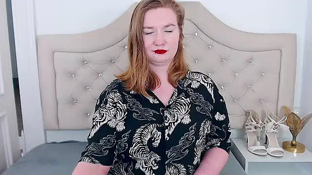 Snapshot of LaraDream chatting on February 2025 09:45:02 AM LaraDream online show from February 2025 09:45:02 AM